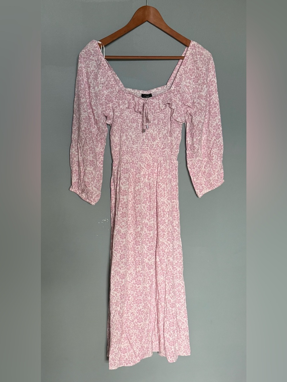 NWT Oak & Trellis Pink Floral Smocked Midi Dress Medium